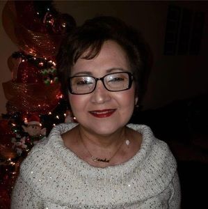Meet your Posher, Glenda amayra